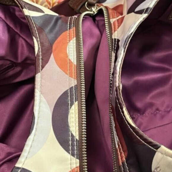 Just Like New! Coach Signature Madison Opt Art Triple Compartment - Picture 2 of 6